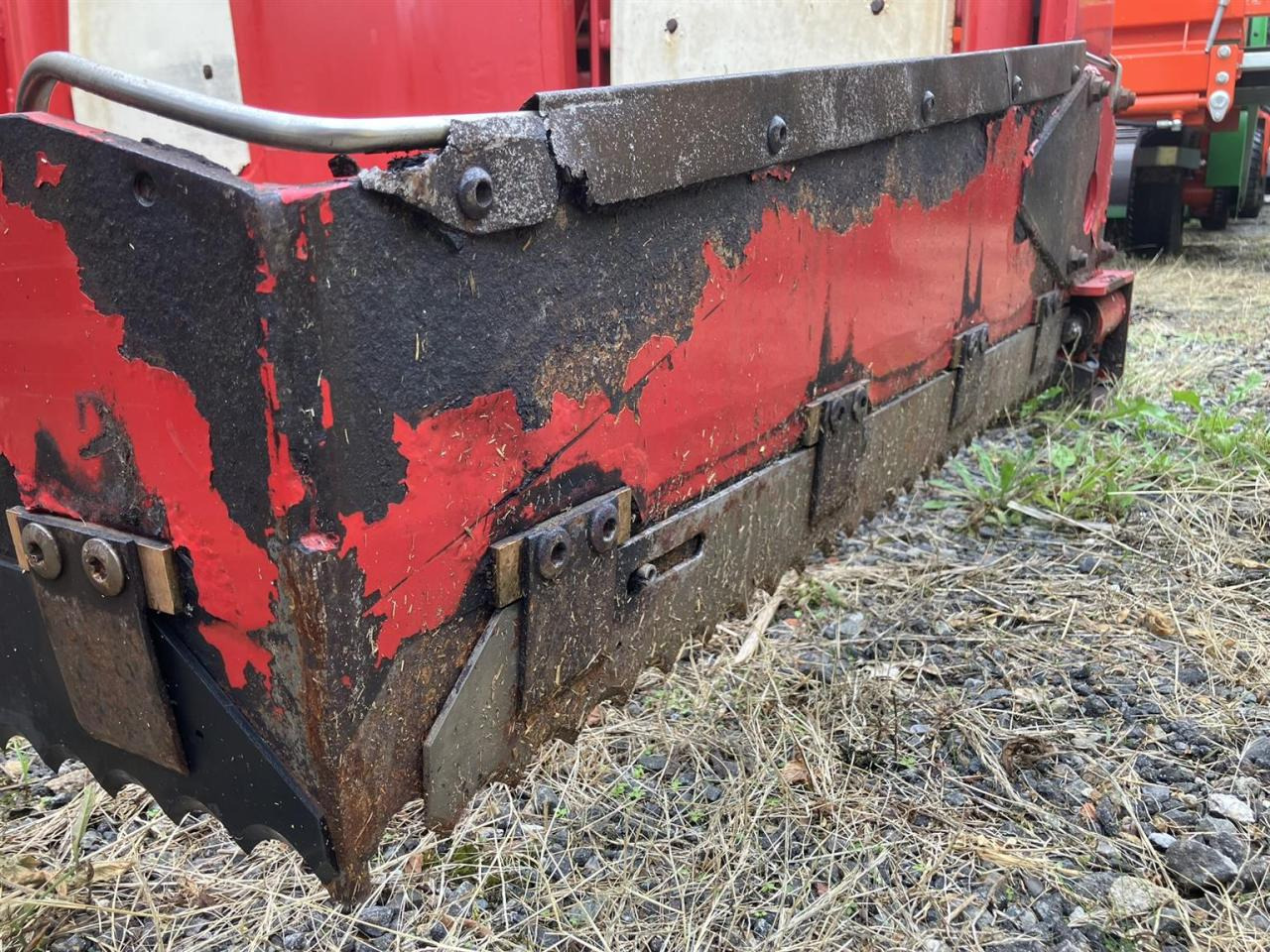 Trioliet TU 180 XL - Zařízení pro chov skotu: obrázek 4 Trioliet TU 180 XL - Zařízení pro chov skotu: obrázek 4