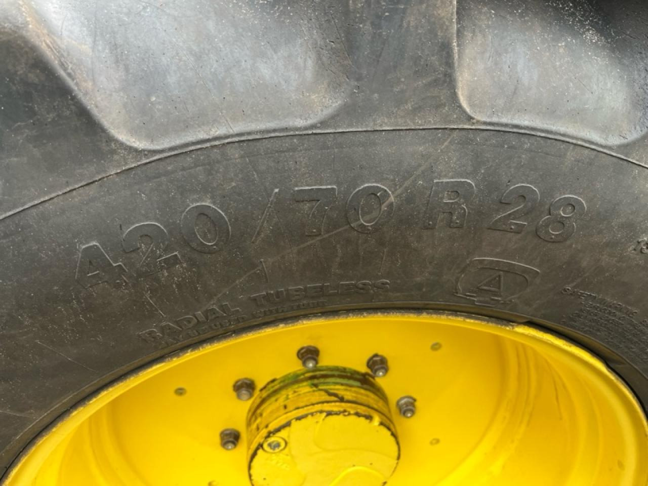 Vredestein 420/70R28 - Pneumatiky pro Zemědělská technika: obrázek 2 Vredestein 420/70R28 - Pneumatiky pro Zemědělská technika: obrázek 2