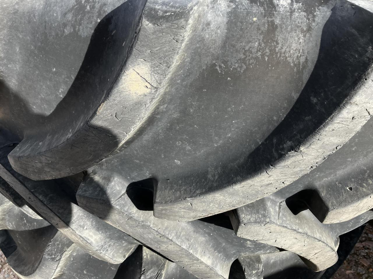 Vredestein 600/70R30 - Pneumatiky pro Zemědělská technika: obrázek 3 Vredestein 600/70R30 - Pneumatiky pro Zemědělská technika: obrázek 3