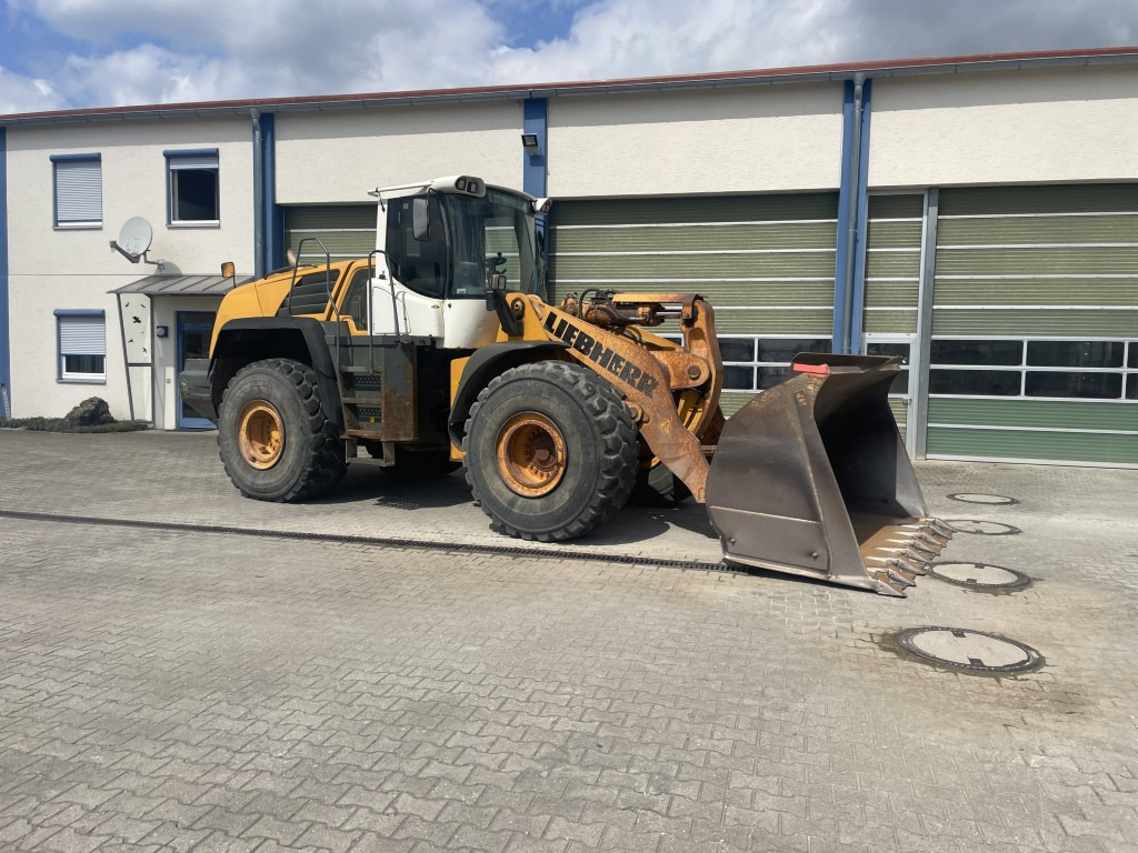Kolový nakladač Liebherr L 576: obrázek 6