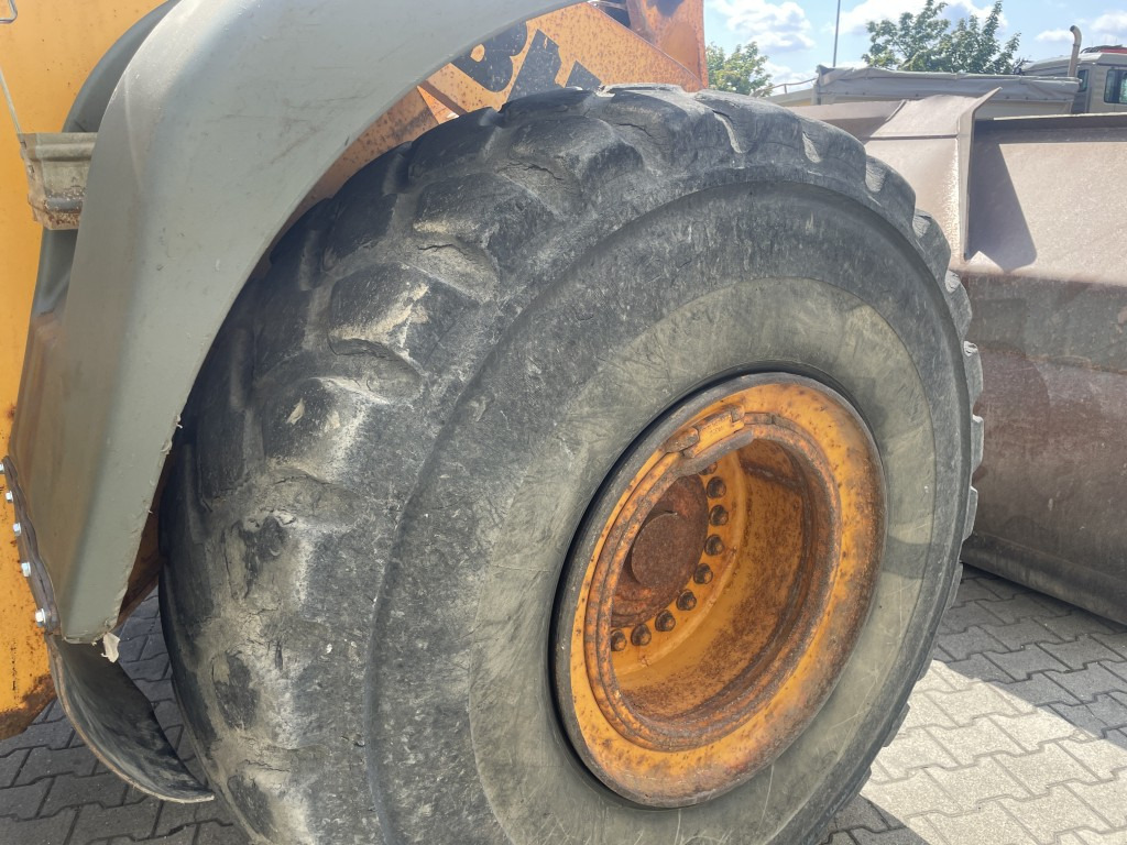Kolový nakladač Liebherr L 576: obrázek 13
