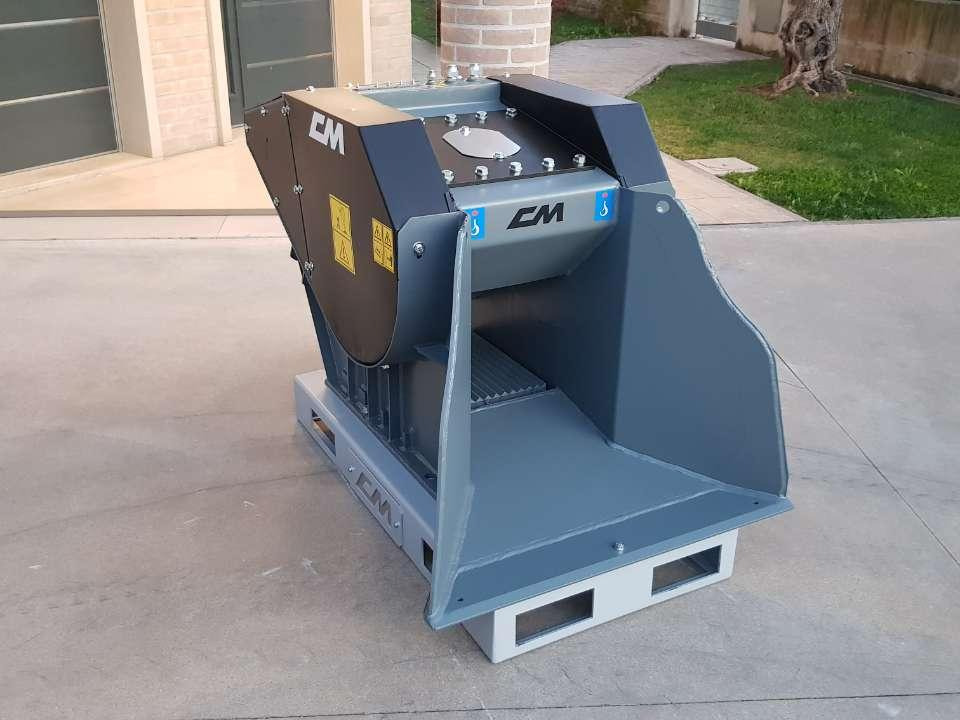 CM Crusher CBF-L 80 Crusher Bucket - Lžíce pro Smykový nakladač: obrázek 1 CM Crusher CBF-L 80 Crusher Bucket - Lžíce pro Smykový nakladač: obrázek 1