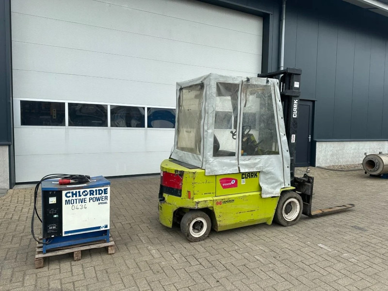 Elektrický vysokozdvižný vozík Clark EPM25N 2.5 ton Duplex Sideshift Elektra Heftruck: obrázek 14
