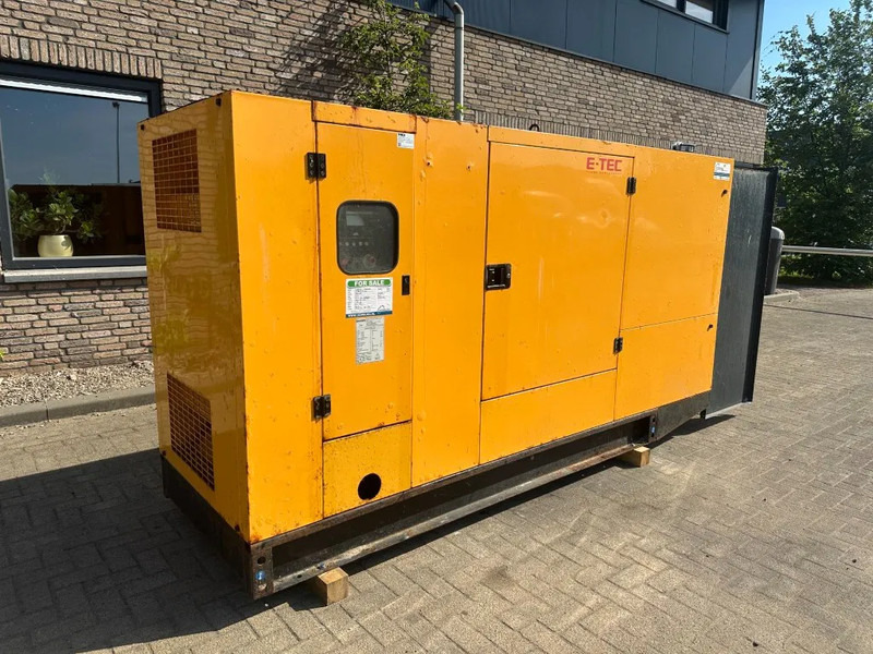 Cummins 6CTAA8.3-G2 Stamford 200 kVA Silent generatorset ex Emergency 64 hours ! - Elektrický generátor: obrázek 1 Cummins 6CTAA8.3-G2 Stamford 200 kVA Silent generatorset ex Emergency 64 hours ! - Elektrický generátor: obrázek 1