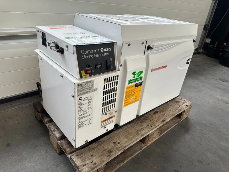 Cummins Onan MDKBP Kubota 4 cilinder Diesel 13.5 kVA Marine Silent generatorset - Elektrický generátor: obrázek 3 Cummins Onan MDKBP Kubota 4 cilinder Diesel 13.5 kVA Marine Silent generatorset - Elektrický generátor: obrázek 3