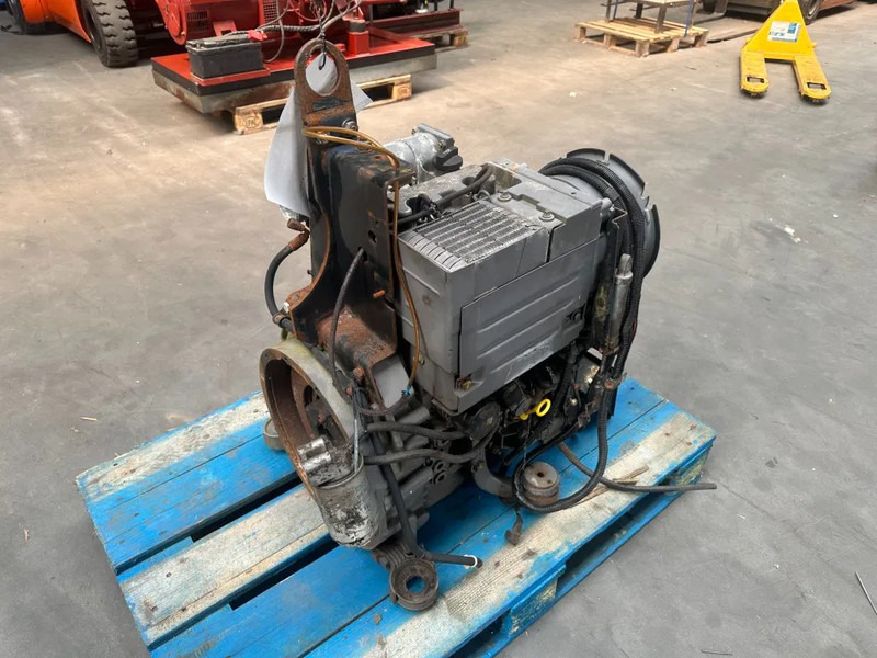Deutz F2L 1011 Diesel Motor 20.5 kW 28 PK 2 cylinder diesel Engine - Motor pro Manipulační technika: obrázek 3 Deutz F2L 1011 Diesel Motor 20.5 kW 28 PK 2 cylinder diesel Engine - Motor pro Manipulační technika: obrázek 3