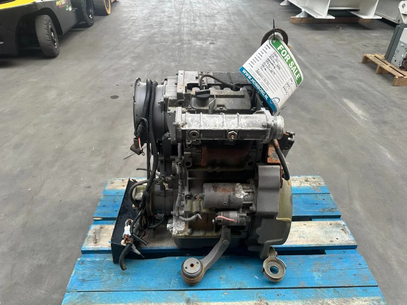 Deutz F2L 1011 Diesel Motor 20.5 kW 28 PK 2 cylinder diesel Engine - Motor pro Manipulační technika: obrázek 1 Deutz F2L 1011 Diesel Motor 20.5 kW 28 PK 2 cylinder diesel Engine - Motor pro Manipulační technika: obrázek 1