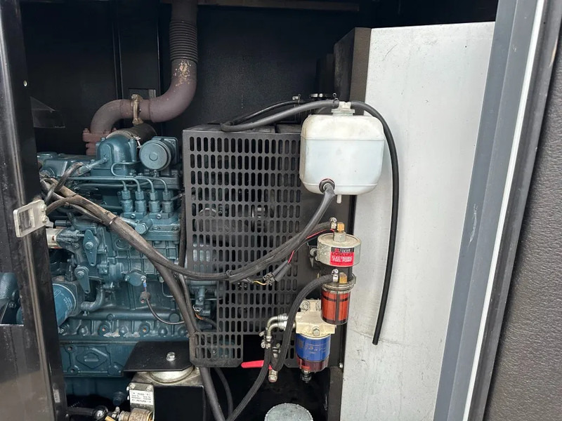 Elektrický generátor Europower EPUS44TDE Kubota Leroy Somer 44 kVA Supersilent Rental generatorset: obrázek 7