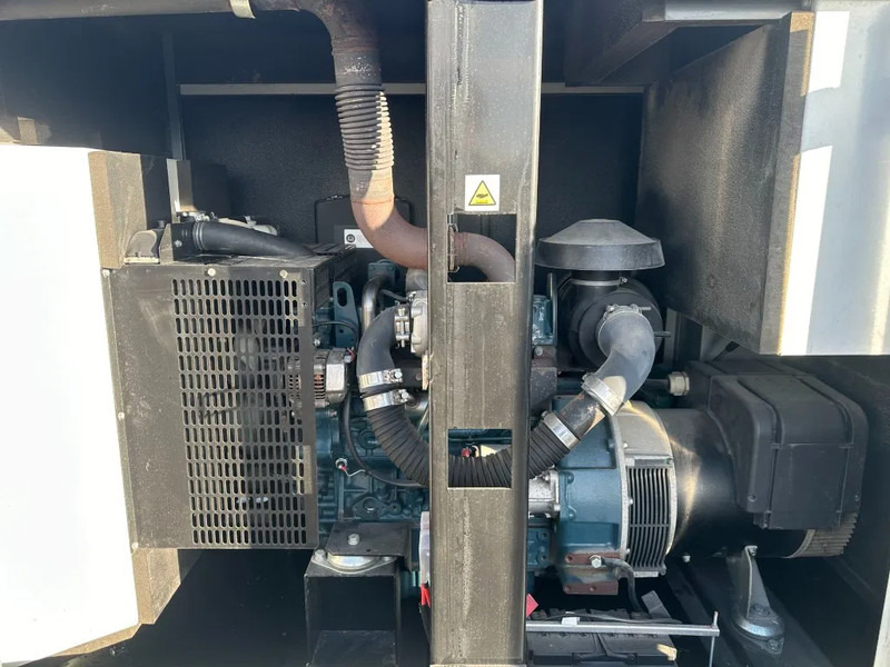 Elektrický generátor Europower EPUS44TDE Kubota Leroy Somer 44 kVA Supersilent Rental generatorset: obrázek 14