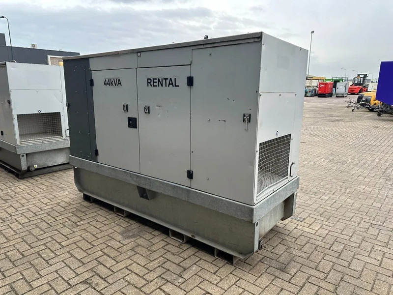 Elektrický generátor Europower EPUS44TDE Kubota Leroy Somer 44 kVA Supersilent Rental generatorset: obrázek 16
