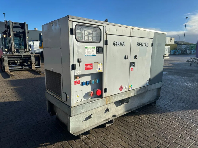 Europower EPUS44TDE Kubota leroy Somer 44 kVA Supersilent Rental generatorset - Elektrický generátor: obrázek 3 Europower EPUS44TDE Kubota leroy Somer 44 kVA Supersilent Rental generatorset - Elektrický generátor: obrázek 3