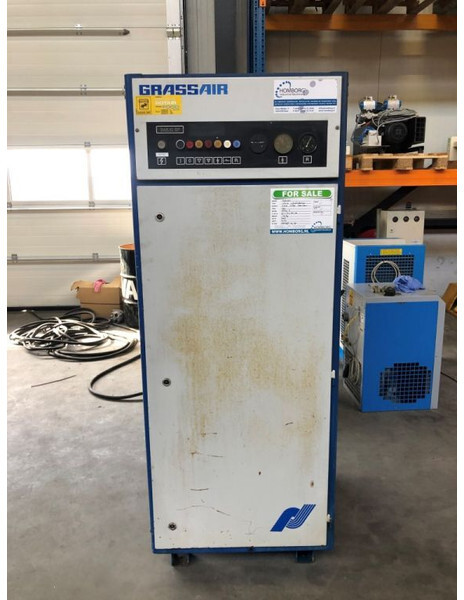 Grassair S45.10 15 kW 2000 L / min 10 Bar Silent Elektrische schroefcompessor - Mobilní kompresor: obrázek 2 Grassair S45.10 15 kW 2000 L / min 10 Bar Silent Elektrische schroefcompessor - Mobilní kompresor: obrázek 2