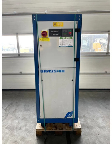 Grassair S97.10 elek. schroefcompressor 37 kW, 5.000L/min. 10 Bar - Mobilní kompresor: obrázek 2 Grassair S97.10 elek. schroefcompressor 37 kW, 5.000L/min. 10 Bar - Mobilní kompresor: obrázek 2