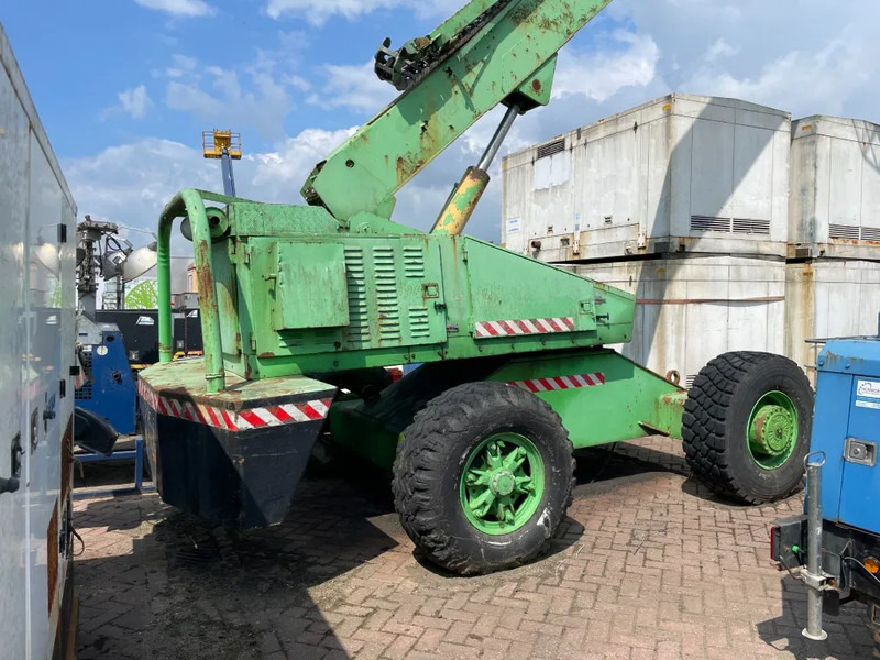 Grove MZ90 Deutz F3L912 Diesel 4 x 4 Telescoophoogwerker 27.6 meter werkhoogte - Teleskopická plošina: obrázek 2 Grove MZ90 Deutz F3L912 Diesel 4 x 4 Telescoophoogwerker 27.6 meter werkhoogte - Teleskopická plošina: obrázek 2