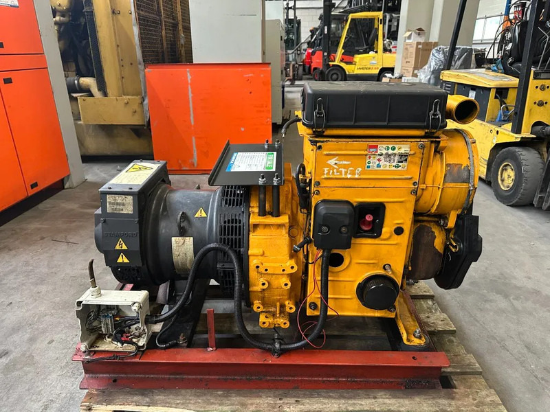 Hatz 2M41 Stamford 20 kVA generatorset - Elektrický generátor: obrázek 1 Hatz 2M41 Stamford 20 kVA generatorset - Elektrický generátor: obrázek 1
