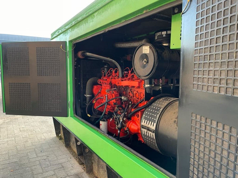 Himoinsa HMA6TAG2 Mecc Alte Spa 150 kVA Silent generatorset - Elektrický generátor: obrázek 5 Himoinsa HMA6TAG2 Mecc Alte Spa 150 kVA Silent generatorset - Elektrický generátor: obrázek 5