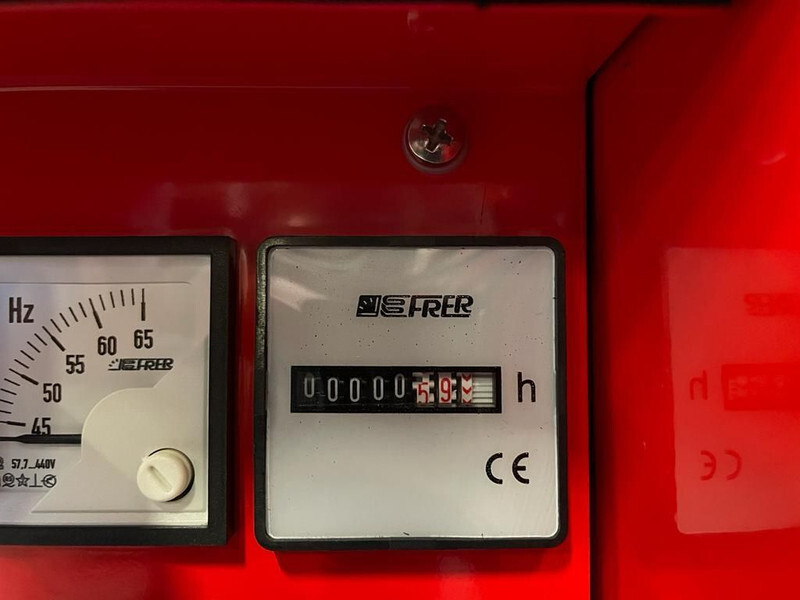 Himoinsa HYW 13 Yanmar Mecc Alte Spa 13 kVA Supersilent generatorset STAGE 5 New ! - Elektrický generátor: obrázek 5 Himoinsa HYW 13 Yanmar Mecc Alte Spa 13 kVA Supersilent generatorset STAGE 5 New ! - Elektrický generátor: obrázek 5