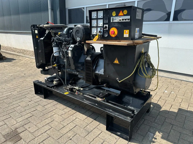 Himoinsa Iveco FPT NEF 45 Stamford 60 kVA noodstroom generatorset - Elektrický generátor: obrázek 2 Himoinsa Iveco FPT NEF 45 Stamford 60 kVA noodstroom generatorset - Elektrický generátor: obrázek 2
