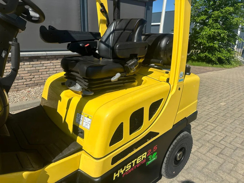 Hyster H2.5FT 2.5 ton Duplex Sideshift LPG Heftruck 2019 - Plynový vysokozdvižný vozík: obrázek 3 Hyster H2.5FT 2.5 ton Duplex Sideshift LPG Heftruck 2019 - Plynový vysokozdvižný vozík: obrázek 3