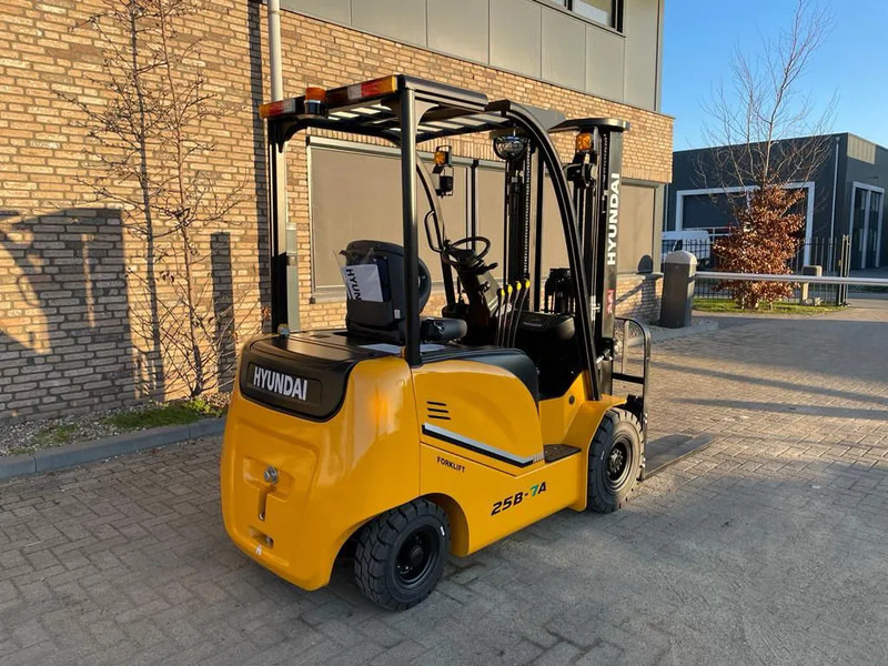 Nový Elektrický vysokozdvižný vozík Hyundai 25B-7A 2.5 ton Triplex Freelift Sideshift Elektra Heftruck Nieuw: obrázek 7
