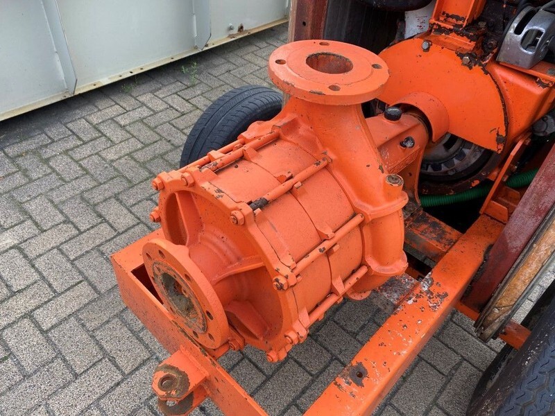 Iveco 8061 I 25.00 Waterpomp Caprari 144 m3 / h 12 Bar Mobiele Beregenings pompset - Čerpadlo na vodu: obrázek 3 Iveco 8061 I 25.00 Waterpomp Caprari 144 m3 / h 12 Bar Mobiele Beregenings pompset - Čerpadlo na vodu: obrázek 3