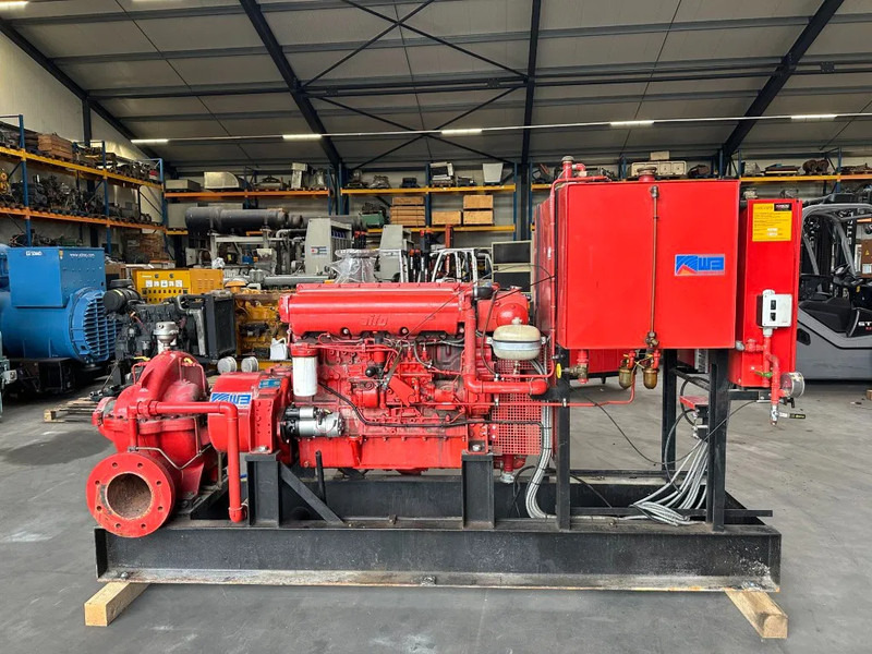 Čerpadlo na vodu Iveco 8361 SRM 32.00 Van Wijk & Boerma 567 m3 / h 295 PK 8.6 Bar Diesel Waterpomp Firepack: obrázek 1