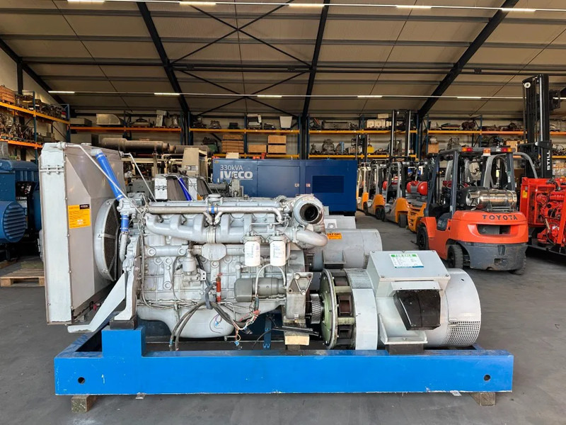 Iveco Fiat Aifo 821 SI 200 kVA noodstroom generatorset 351 hours ! - Elektrický generátor: obrázek 1 Iveco Fiat Aifo 821 SI 200 kVA noodstroom generatorset 351 hours ! - Elektrický generátor: obrázek 1