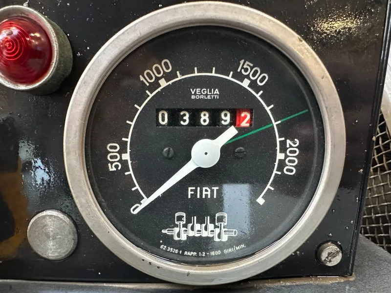 Iveco Fiat Aifo 821 SI 200 kVA noodstroom generatorset 389 hours ! - Elektrický generátor: obrázek 3 Iveco Fiat Aifo 821 SI 200 kVA noodstroom generatorset 389 hours ! - Elektrický generátor: obrázek 3