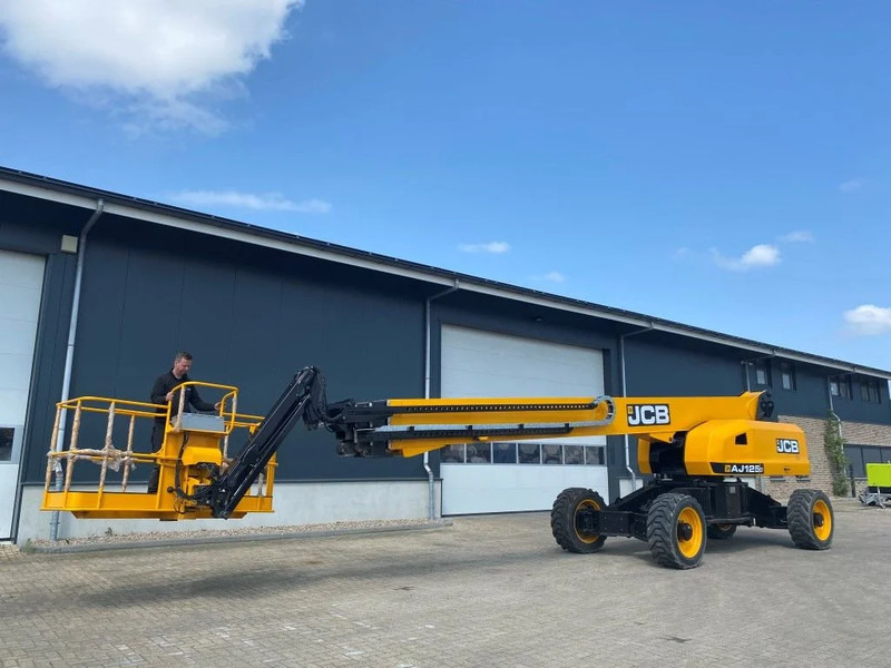 JCB AJ125D Diesel Telescoop Hoogwerker 40 Meter Werkhoogte as New ! - Teleskopická plošina: obrázek 2 JCB AJ125D Diesel Telescoop Hoogwerker 40 Meter Werkhoogte as New ! - Teleskopická plošina: obrázek 2