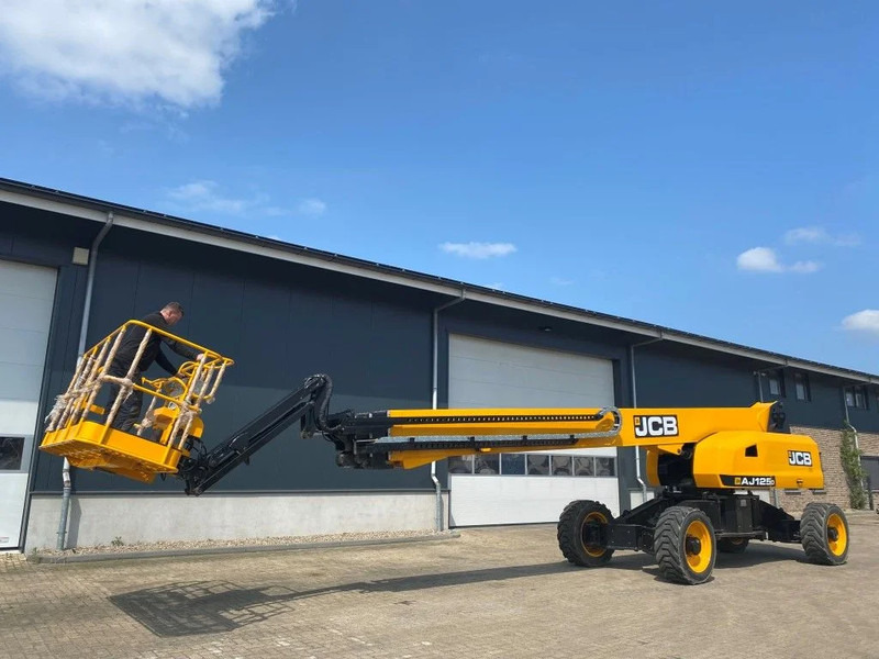 JCB AJ125D Diesel Telescoop Hoogwerker 40 Meter Werkhoogte as New ! - Teleskopická plošina: obrázek 3 JCB AJ125D Diesel Telescoop Hoogwerker 40 Meter Werkhoogte as New ! - Teleskopická plošina: obrázek 3