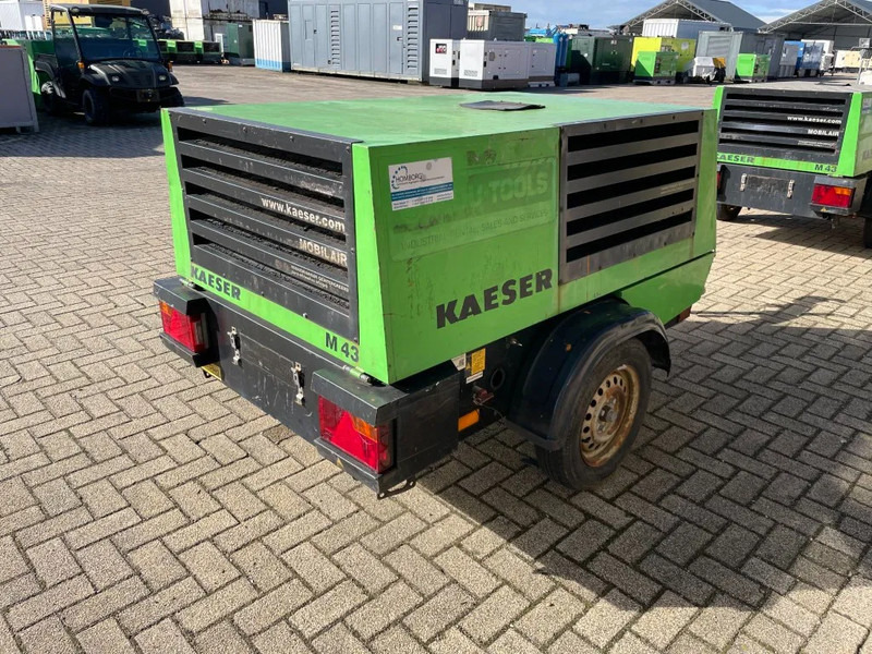 Kaeser M43 Kubota 4,2 m3 / min 7 Bar 30 kW Mobiele Silent Diesel Compressor - Mobilní kompresor: obrázek 5 Kaeser M43 Kubota 4,2 m3 / min 7 Bar 30 kW Mobiele Silent Diesel Compressor - Mobilní kompresor: obrázek 5