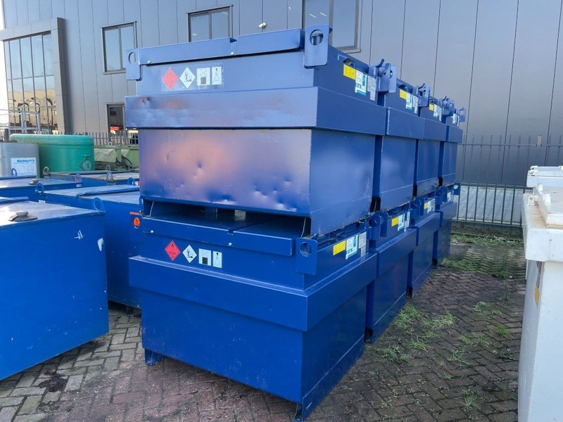 Kiwa IBC Steenbergen 750 liter Dieseltank met handpomp - Skladovací nádrž: obrázek 1 Kiwa IBC Steenbergen 750 liter Dieseltank met handpomp - Skladovací nádrž: obrázek 1