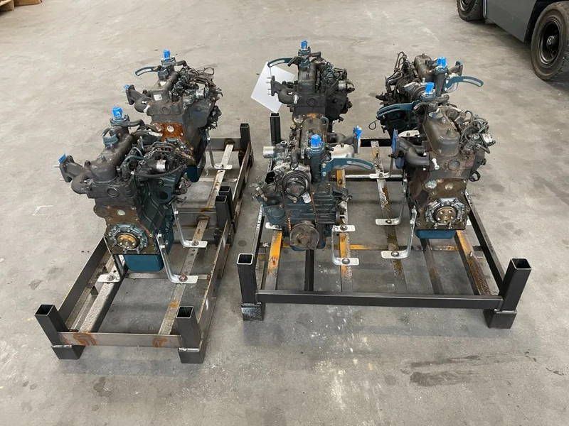 Kubota D722 dieselmotor 3 cilinder 18 PK (4stuks!) - Motor pro Manipulační technika: obrázek 3 Kubota D722 dieselmotor 3 cilinder 18 PK (4stuks!) - Motor pro Manipulační technika: obrázek 3