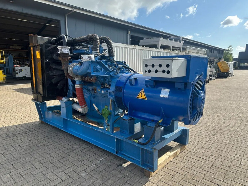 MTU 12V 2000 Marelli 750 kVA generatorset - Elektrický generátor: obrázek 2 MTU 12V 2000 Marelli 750 kVA generatorset - Elektrický generátor: obrázek 2