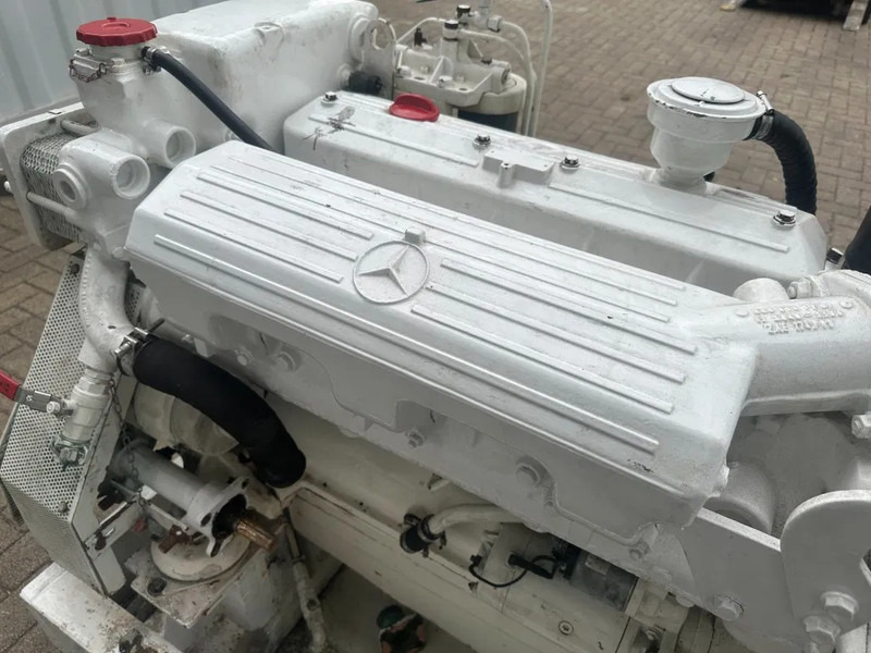 Elektrický generátor MTU 6R 099 Mercedes Benz OM 366 A 96 kVA Marine generatorset: obrázek 7 Elektrický generátor MTU 6R 099 Mercedes Benz OM 366 A 96 kVA Marine generatorset: obrázek 7