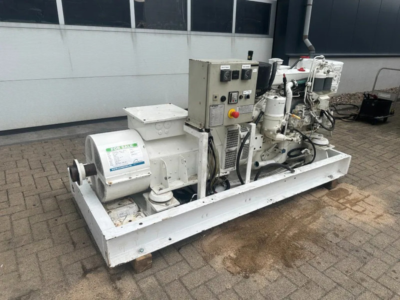 Elektrický generátor MTU 6R 099 Mercedes Benz OM 366 A 96 kVA Marine generatorset: obrázek 13 Elektrický generátor MTU 6R 099 Mercedes Benz OM 366 A 96 kVA Marine generatorset: obrázek 13