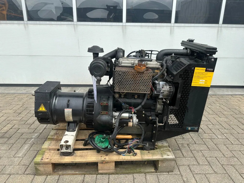 Perkins 1103C-33 Stamford 30 kVA generatorset year 2024 ! - Elektrický generátor: obrázek 3 Perkins 1103C-33 Stamford 30 kVA generatorset year 2024 ! - Elektrický generátor: obrázek 3