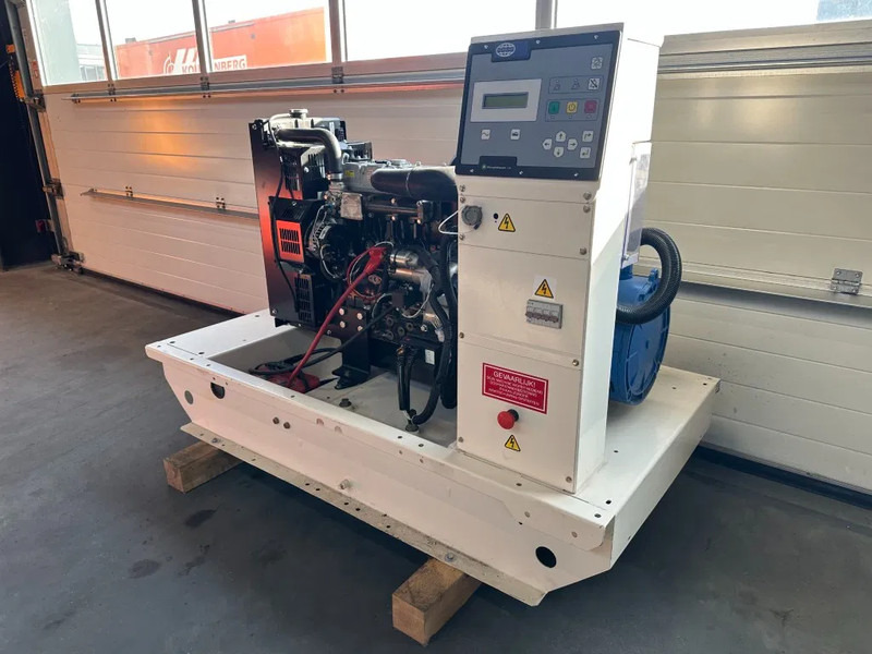 Perkins FG Wilson 23 kVA generatorset New ! - Elektrický generátor: obrázek 2 Perkins FG Wilson 23 kVA generatorset New ! - Elektrický generátor: obrázek 2