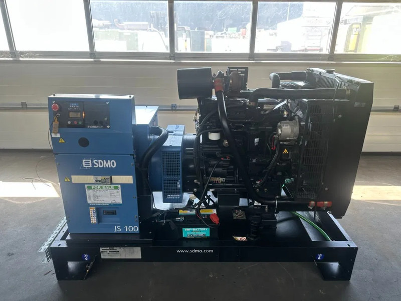SDMO JS100K John Deere Leroy Somer 100 kVA generatorset - Elektrický generátor: obrázek 1 SDMO JS100K John Deere Leroy Somer 100 kVA generatorset - Elektrický generátor: obrázek 1