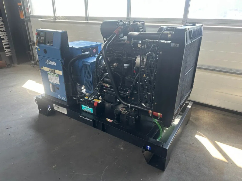 SDMO JS100K John Deere Leroy Somer 100 kVA generatorset - Elektrický generátor: obrázek 5 SDMO JS100K John Deere Leroy Somer 100 kVA generatorset - Elektrický generátor: obrázek 5