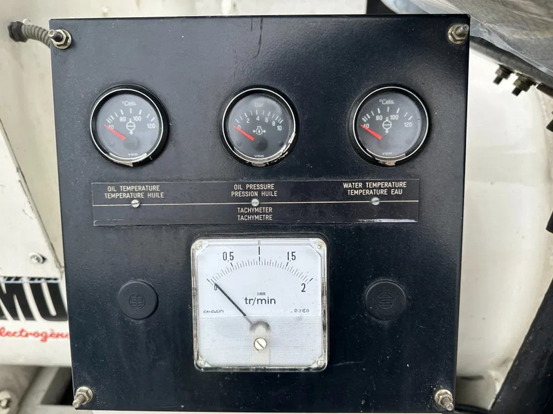 Elektrický generátor SDMO MS2000 MTU Leroy Somer 2000 kVA generatorset: obrázek 12