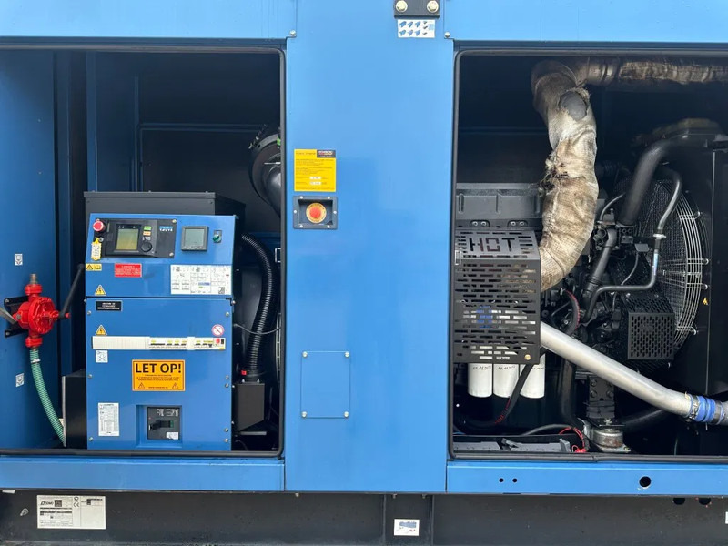 SDMO V400C2 Volvo Penta 440 kVA Silent generatorset - Elektrický generátor: obrázek 4 SDMO V400C2 Volvo Penta 440 kVA Silent generatorset - Elektrický generátor: obrázek 4