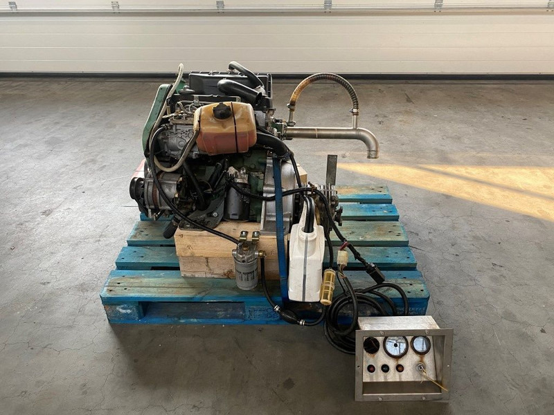 Volkswagen 068.2/M344 Marine Diesel motor 33 kW / 45 PK met keerkoppeling - Motor pro Manipulační technika: obrázek 1 Volkswagen 068.2/M344 Marine Diesel motor 33 kW / 45 PK met keerkoppeling - Motor pro Manipulační technika: obrázek 1