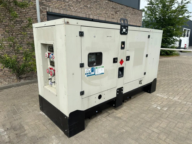 Volvo Penta TAD 551 GE Fogo 100 kVA Silent Rental generatorset - Elektrický generátor: obrázek 4 Volvo Penta TAD 551 GE Fogo 100 kVA Silent Rental generatorset - Elektrický generátor: obrázek 4