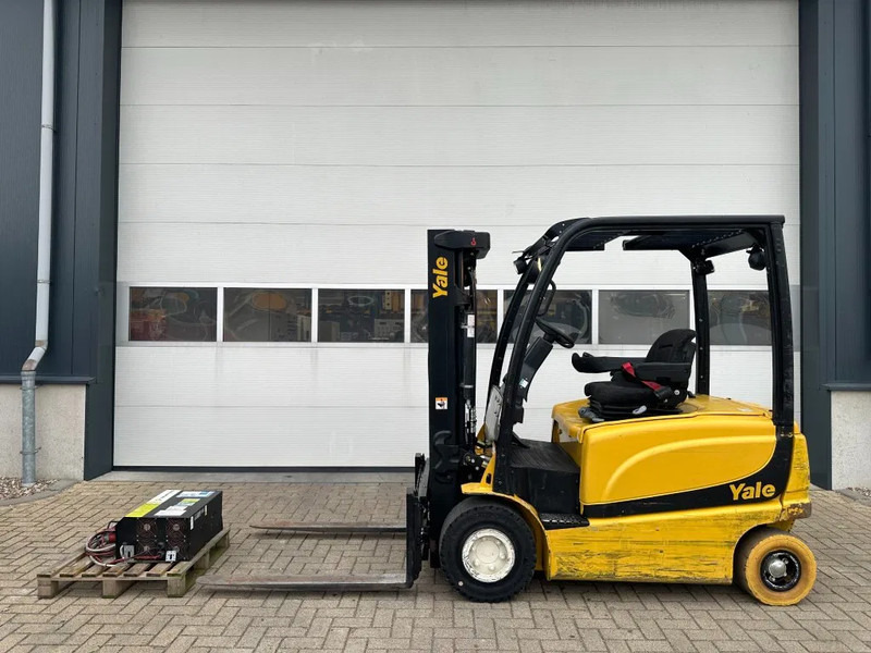 Yale ERP22VL 2.2 ton Triplex Freelift Sideshift Elektra Heftruck Accu 2022 - Elektrický vysokozdvižný vozík: obrázek 1 Yale ERP22VL 2.2 ton Triplex Freelift Sideshift Elektra Heftruck Accu 2022 - Elektrický vysokozdvižný vozík: obrázek 1