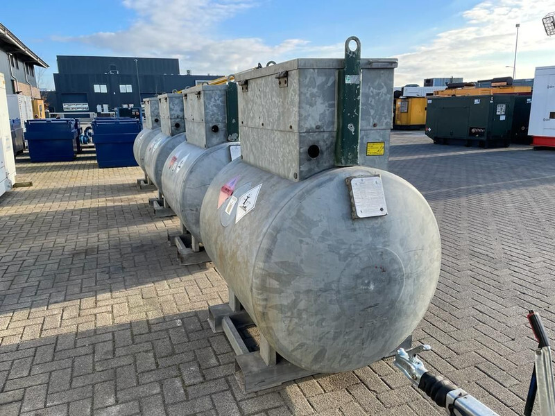 Dieseltank Rietberg 1000 liter Dieseltank Gegalvaniseerd IBC met keuring ! - Skladovací nádrž: obrázek 5 Dieseltank Rietberg 1000 liter Dieseltank Gegalvaniseerd IBC met keuring ! - Skladovací nádrž: obrázek 5