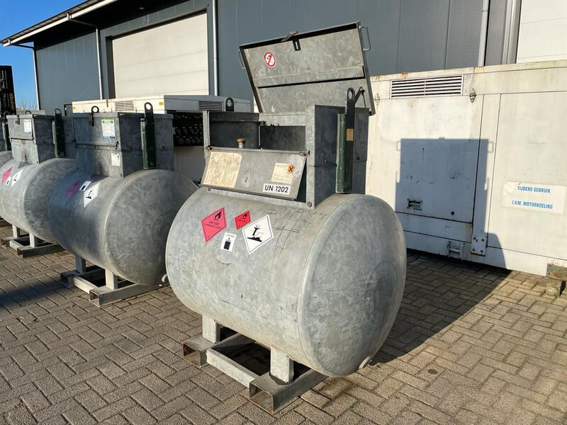 Dieseltank Rietberg 1000 liter Dieseltank Gegalvaniseerd IBC met keuring ! - Skladovací nádrž: obrázek 2 Dieseltank Rietberg 1000 liter Dieseltank Gegalvaniseerd IBC met keuring ! - Skladovací nádrž: obrázek 2