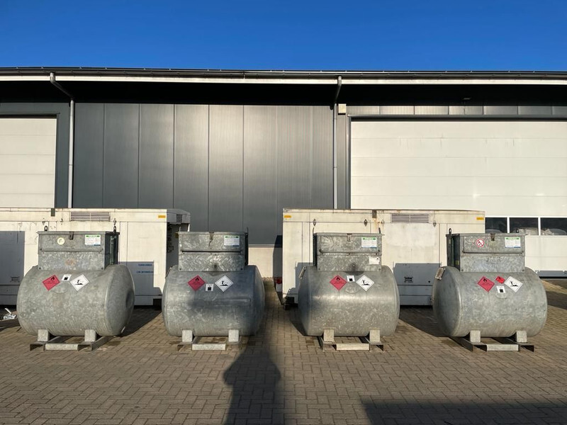 Dieseltank Rietberg 1000 liter Dieseltank Gegalvaniseerd - Skladovací nádrž: obrázek 1 Dieseltank Rietberg 1000 liter Dieseltank Gegalvaniseerd - Skladovací nádrž: obrázek 1