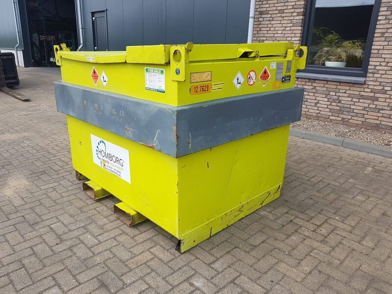 Dieseltank Steenbergen 2000 liter Kiwa IBC Dieseltank met handpomp - Skladovací nádrž: obrázek 2 Dieseltank Steenbergen 2000 liter Kiwa IBC Dieseltank met handpomp - Skladovací nádrž: obrázek 2