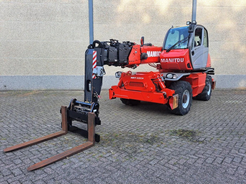 Manitou MRT 2150+ Privilege All-Terrain Rotating Telehandler (2015) - Nakladač: obrázek 1 Manitou MRT 2150+ Privilege All-Terrain Rotating Telehandler (2015) - Nakladač: obrázek 1